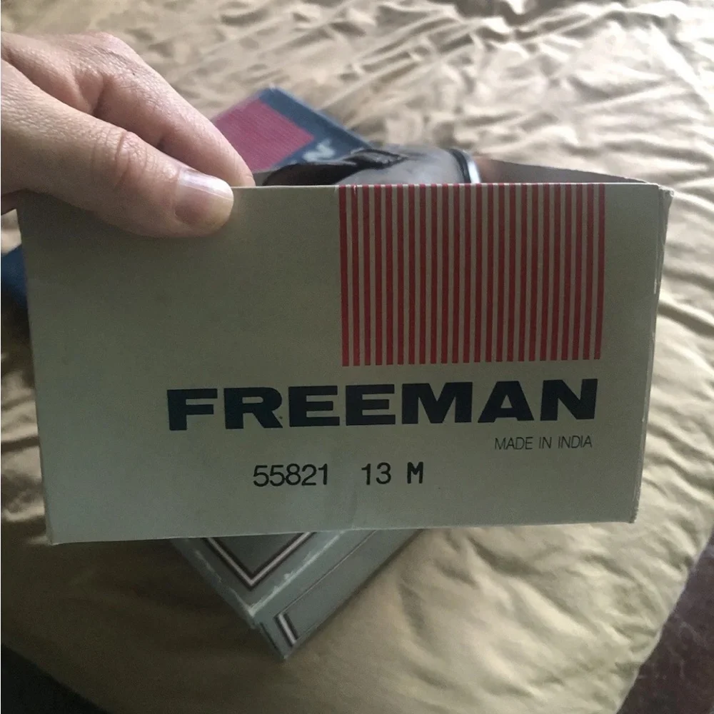 freeman polished black